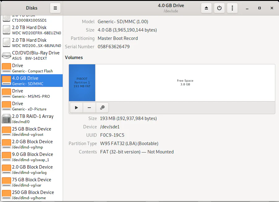 Gnome Disks showing boot partition formatted as FAT 32