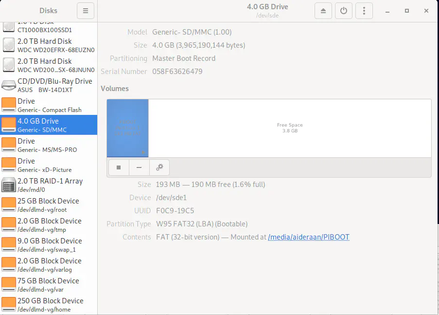 Gnome Disks showing boot partition mounted
